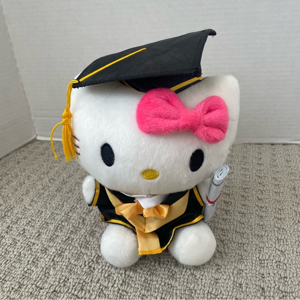 Cute hello kitty graduation plush - Picture 1 of 3